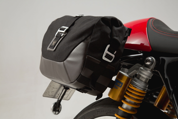 Комплект странични чанти SW-MOTECH SIDEBAG SYS LEGEND LC THRUXTON 1200 ABS 64861 автомобилен продукт ShakiAuto